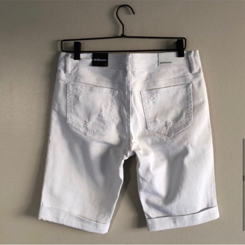 NWT Dollhouse White Bermuda Shorts - Picture 10 of 13